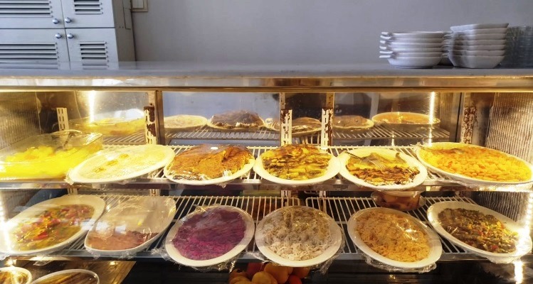 uploads/Gulet balık leziz meze dolabı