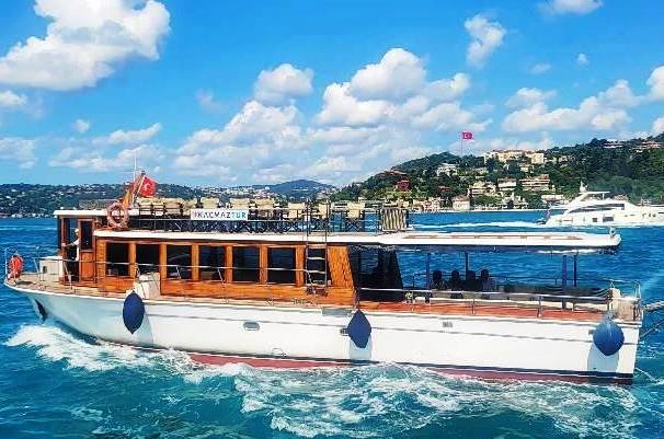 Özel tekne 3 - İstanbul kiralık tekneler